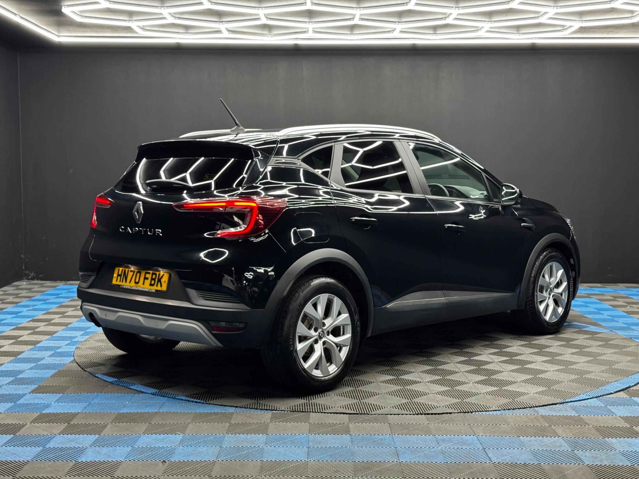 Renault Captur - Image 5