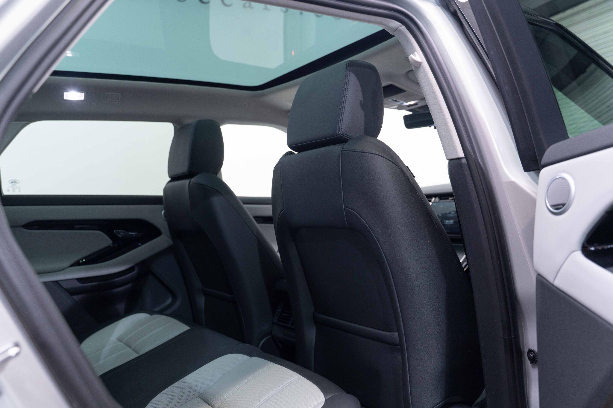 Land Rover Range Rover Evoque - Image 10