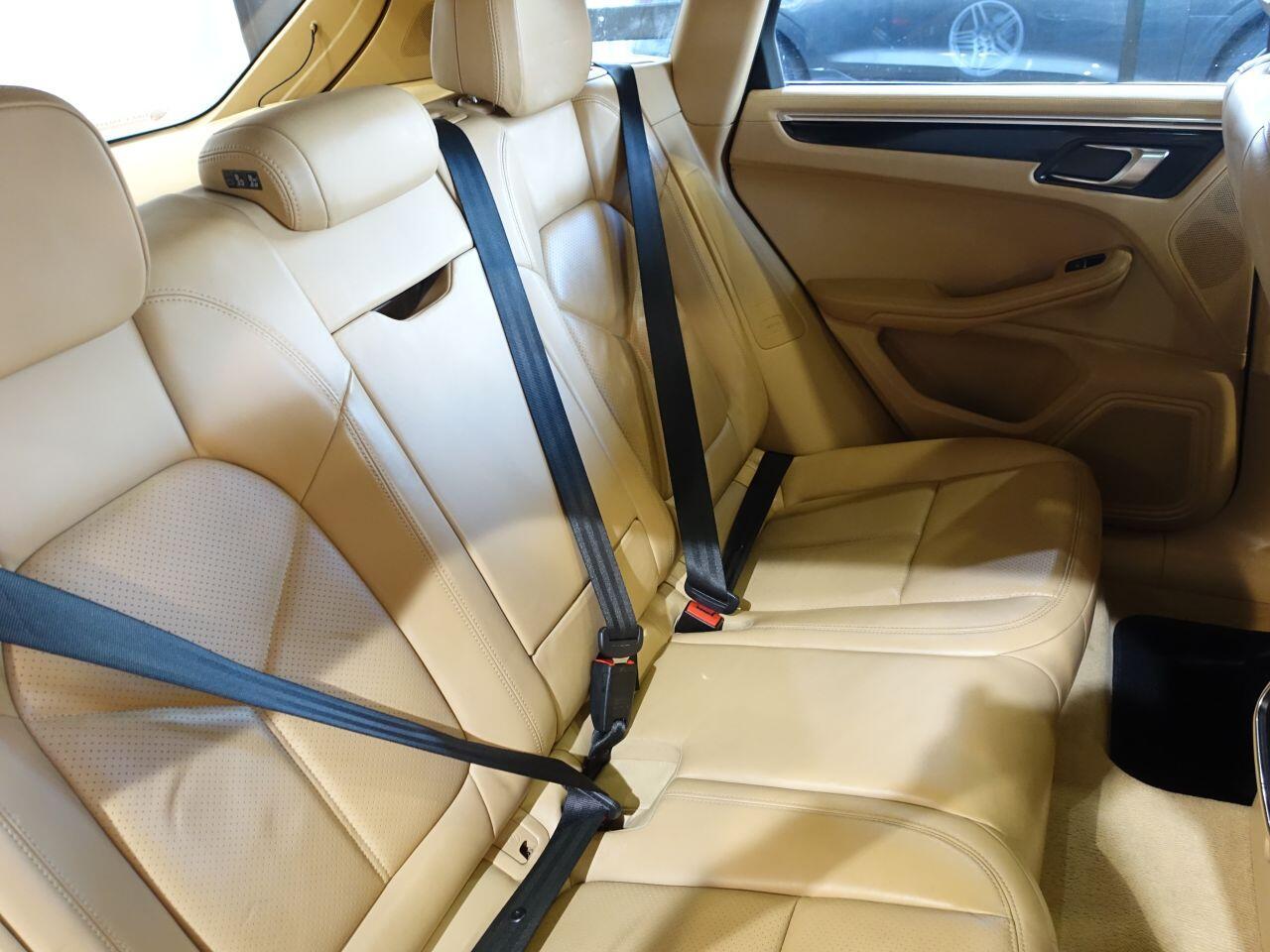 Porsche Macan - Image 15
