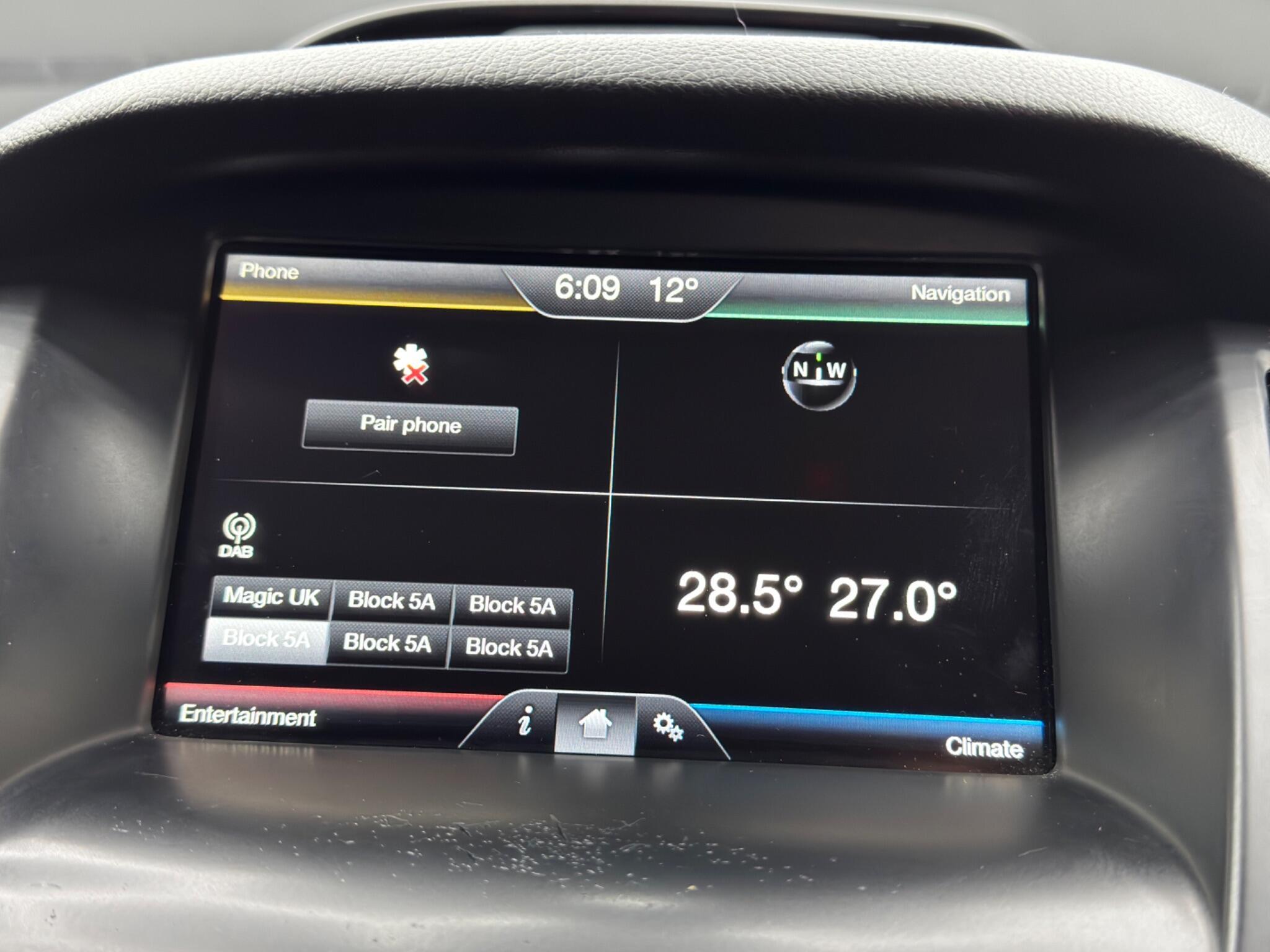 Ford Focus - Image 30