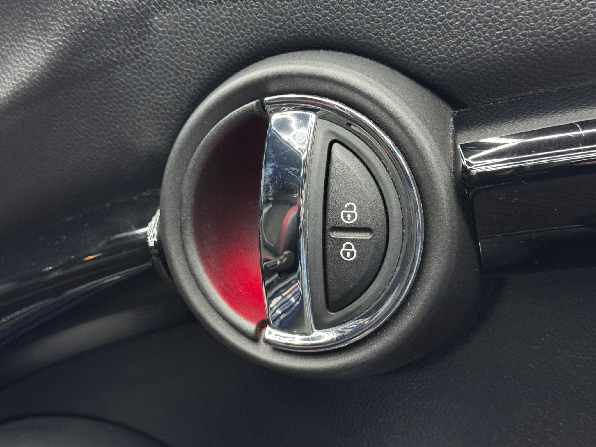 MINI Hatch - Image 45