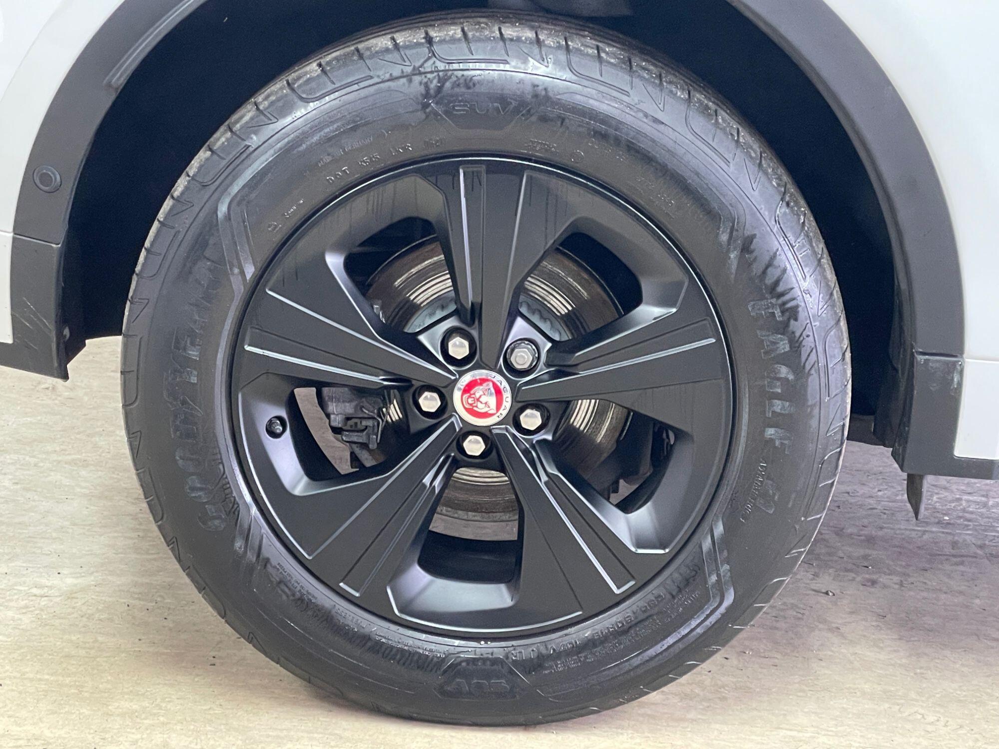 Jaguar E-Pace - Image 17