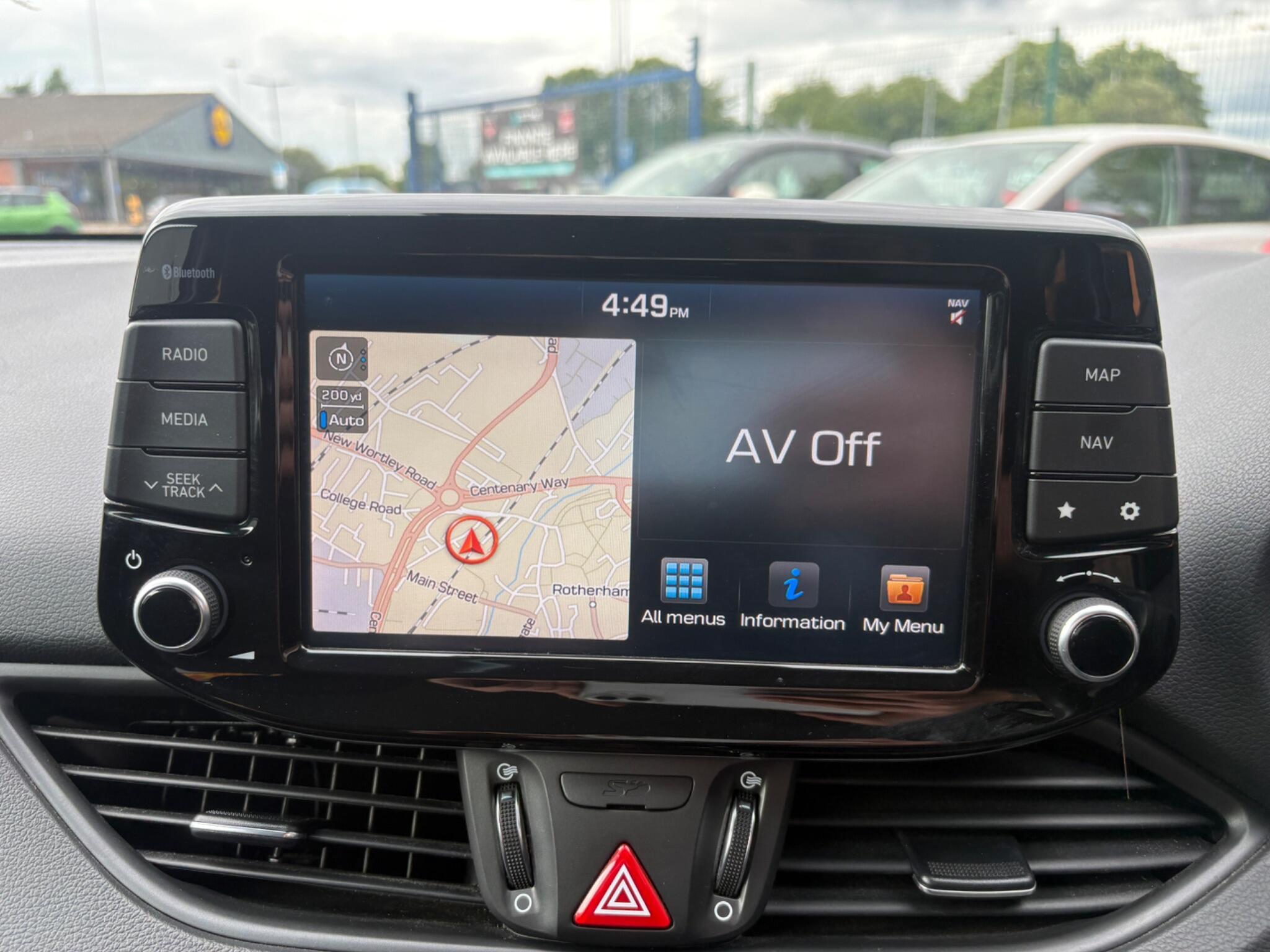 Hyundai i30 - Image 20
