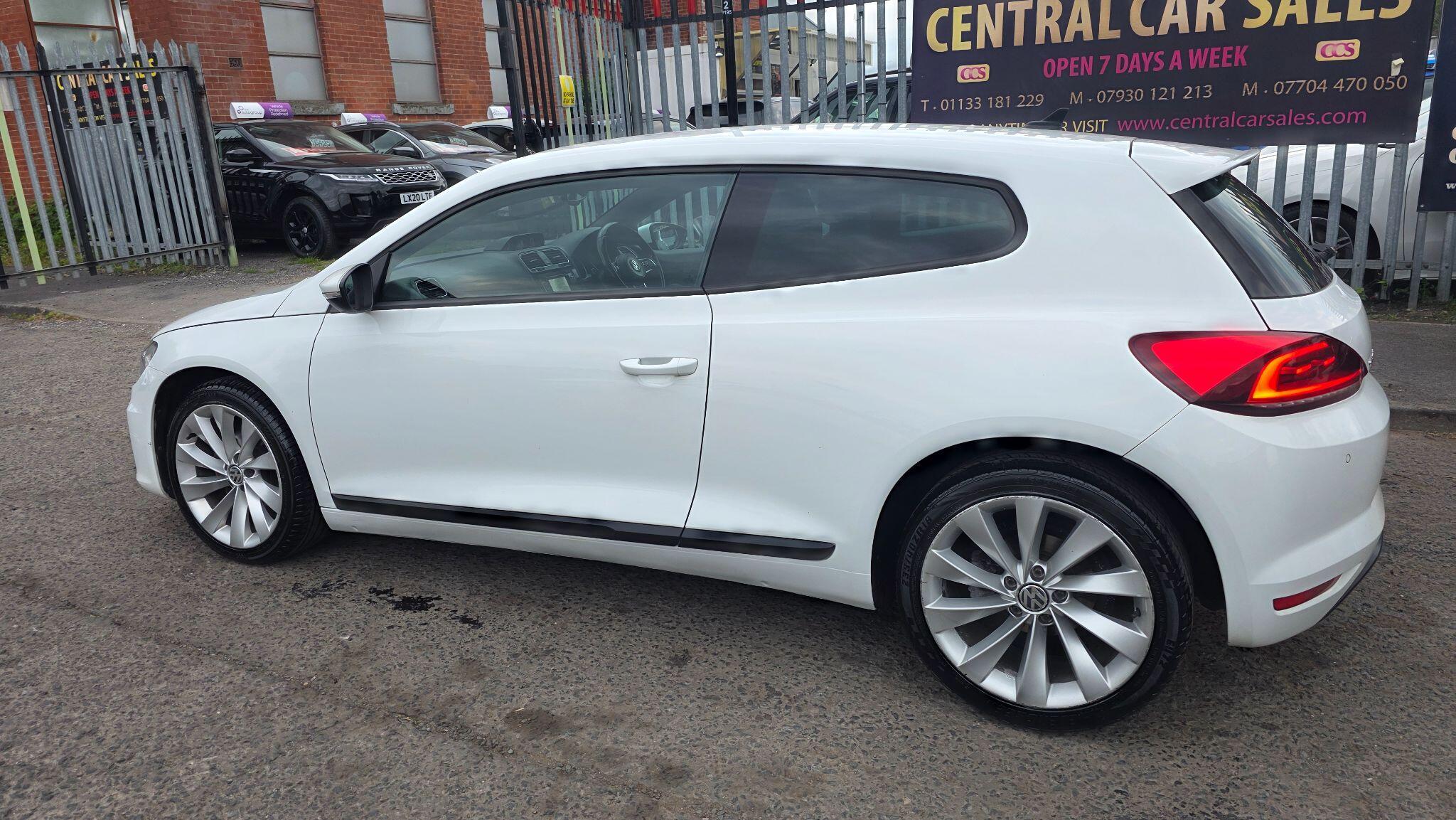 Volkswagen Scirocco - Image 12