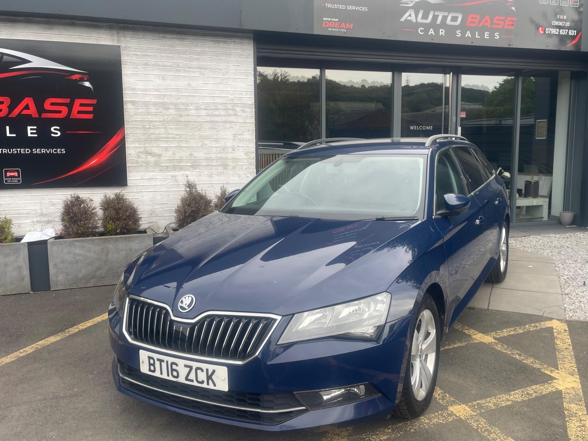 Skoda Superb - Image 4