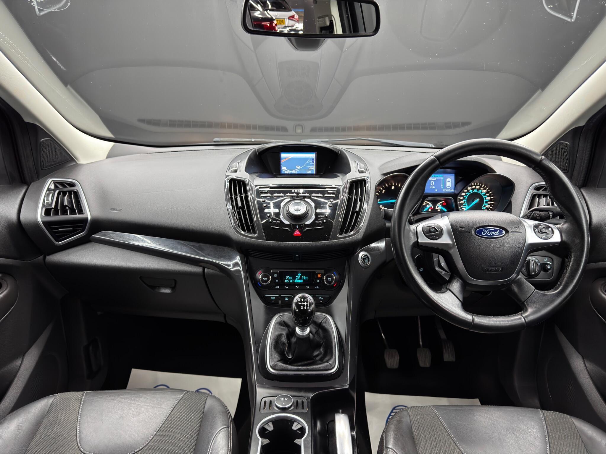Ford Kuga - Image 10