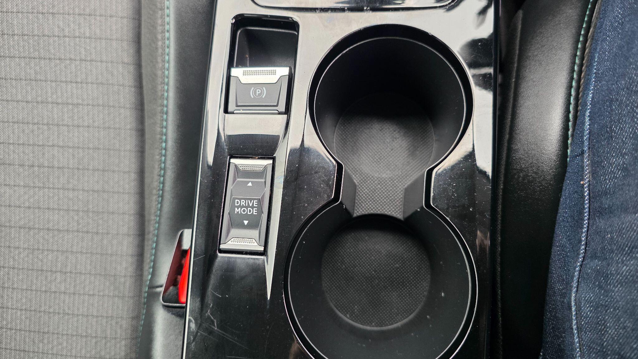 Peugeot 208 - Image 37