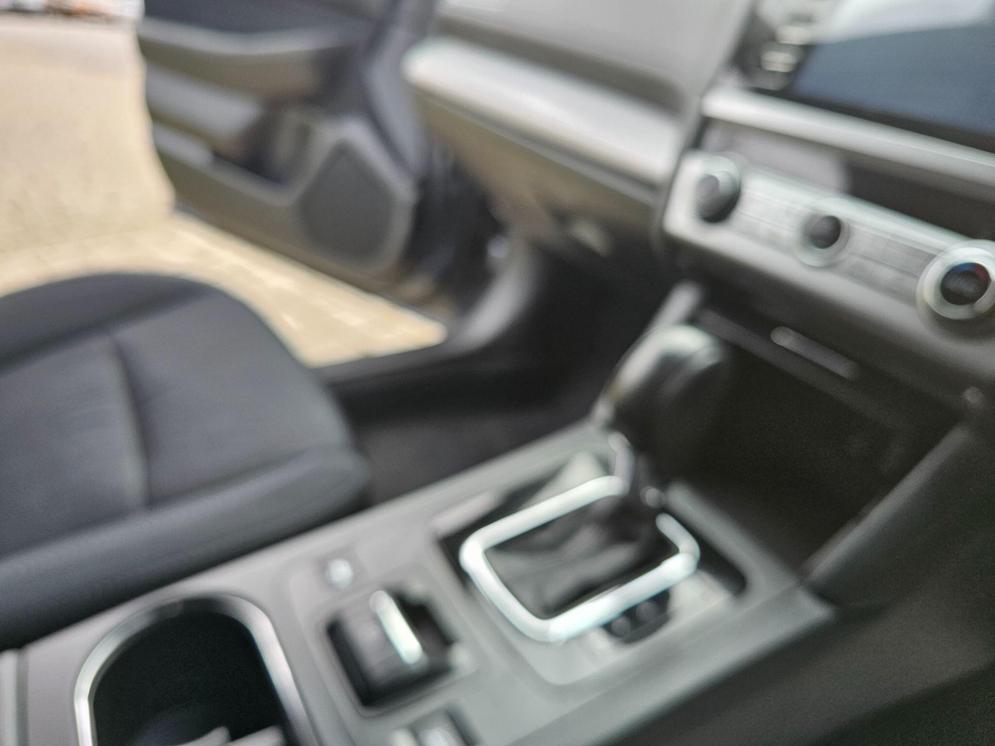 Subaru Outback - Image 25