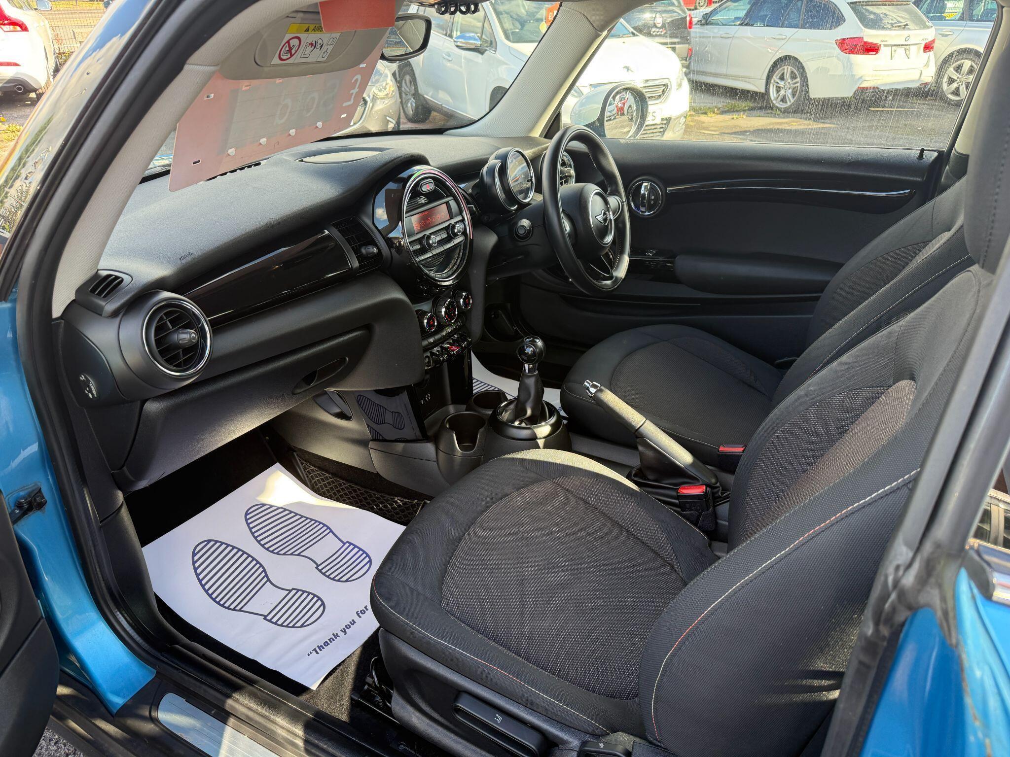 MINI Hatch - Image 31