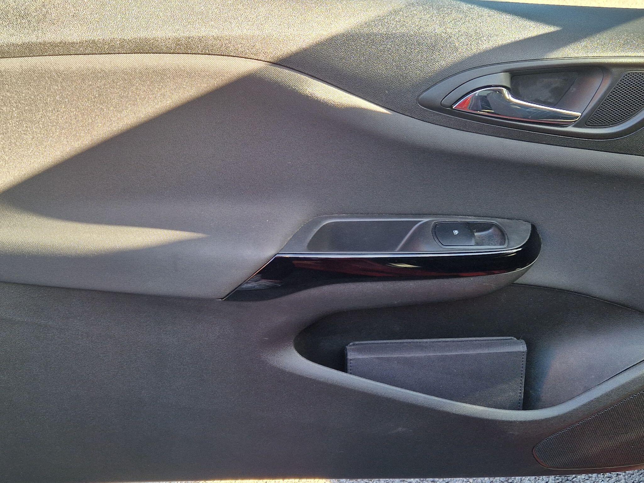 Vauxhall Corsa - Image 35