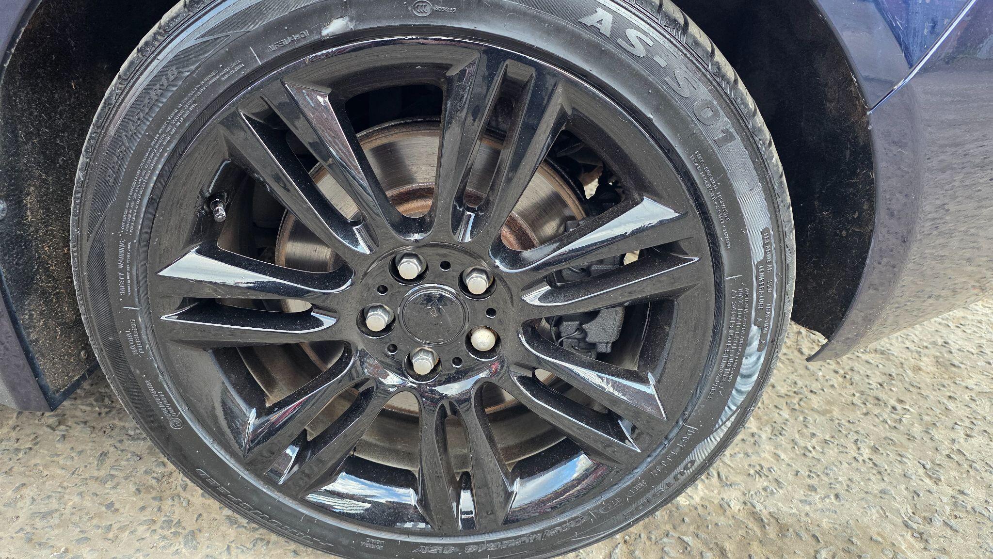 Jaguar XE - Image 50