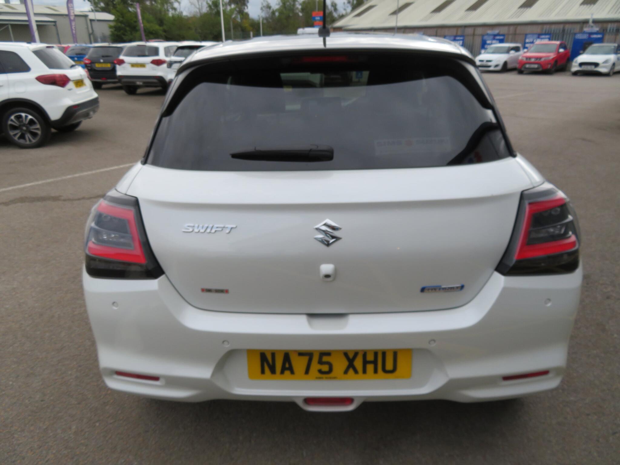 Suzuki Swift - Image 8