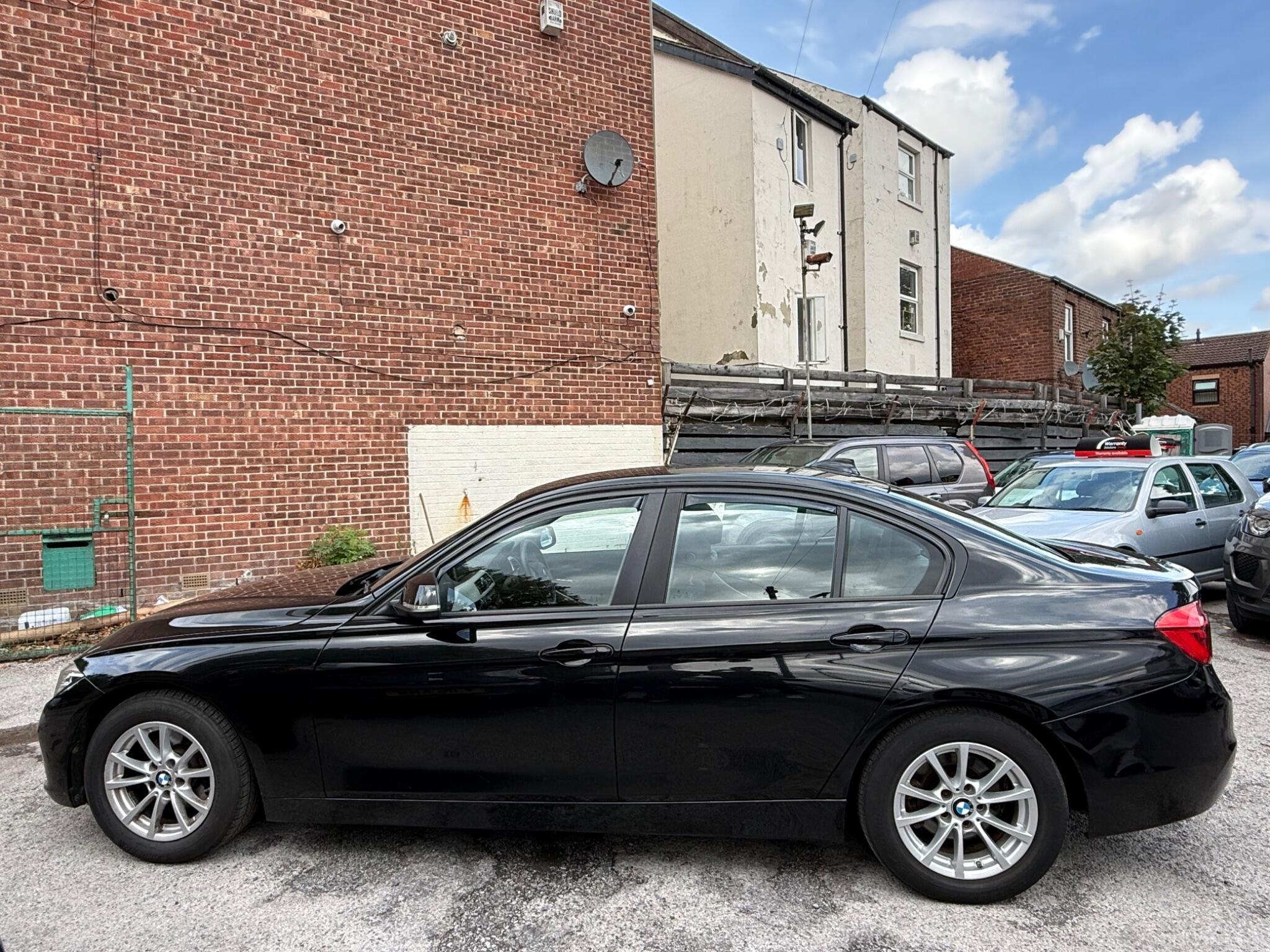 BMW 3 Series - Image 4