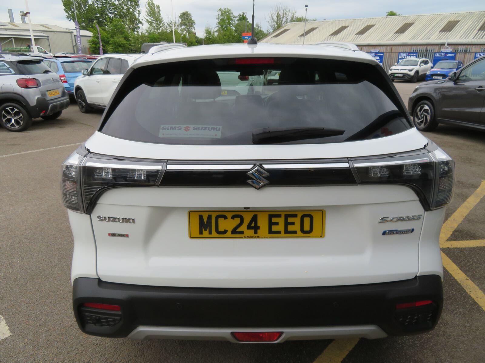 Suzuki S-Cross - Image 11
