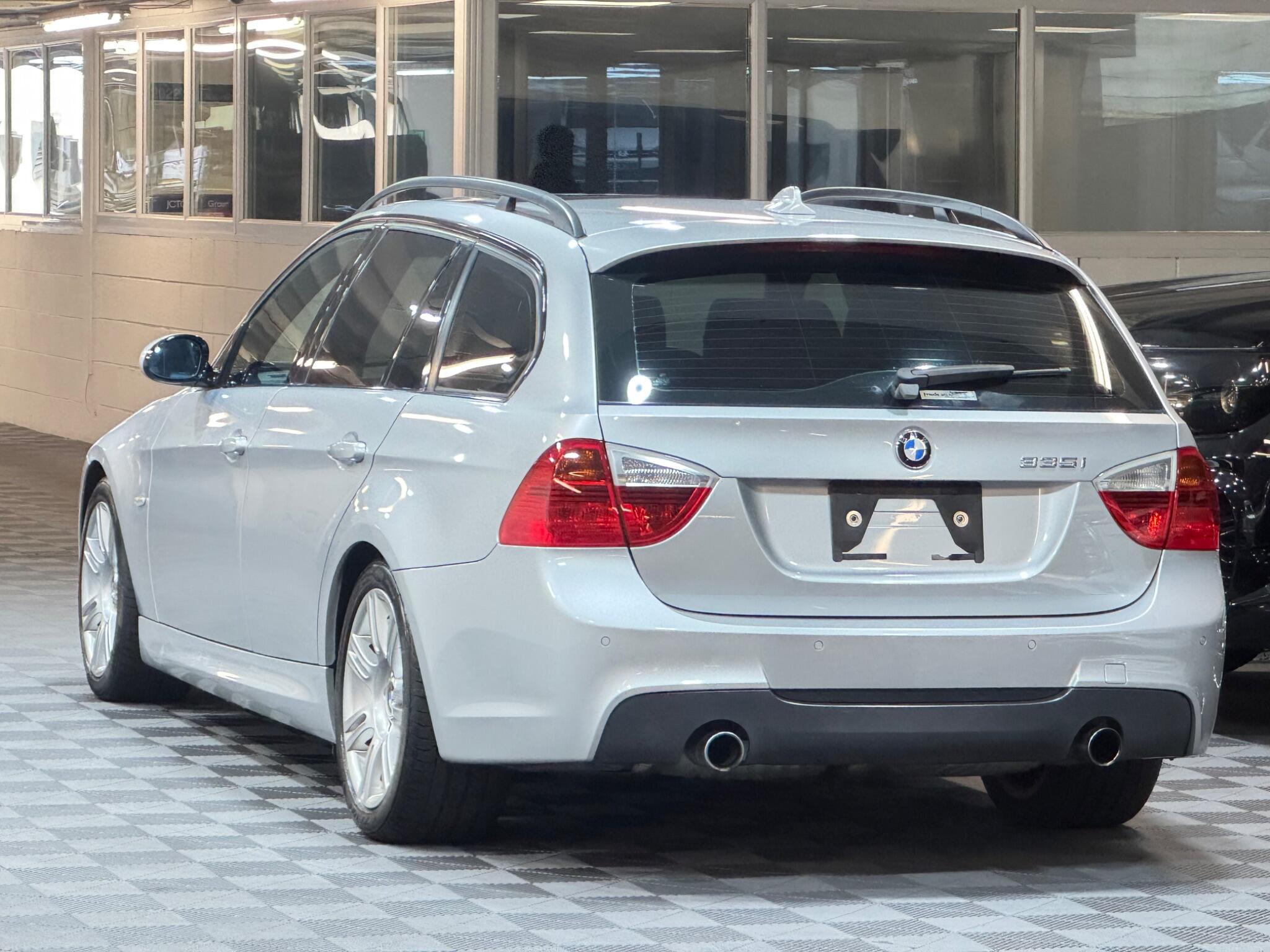 BMW 3 Series - Image 3