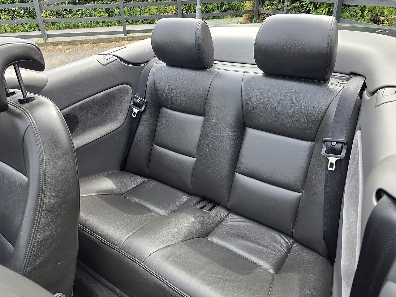 Saab 9-3 - Image 4