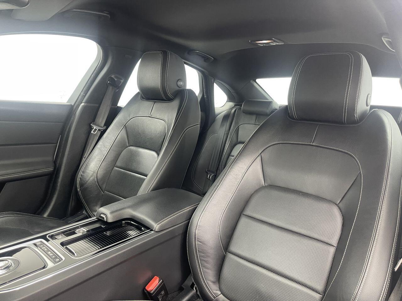 Jaguar XF - Image 14
