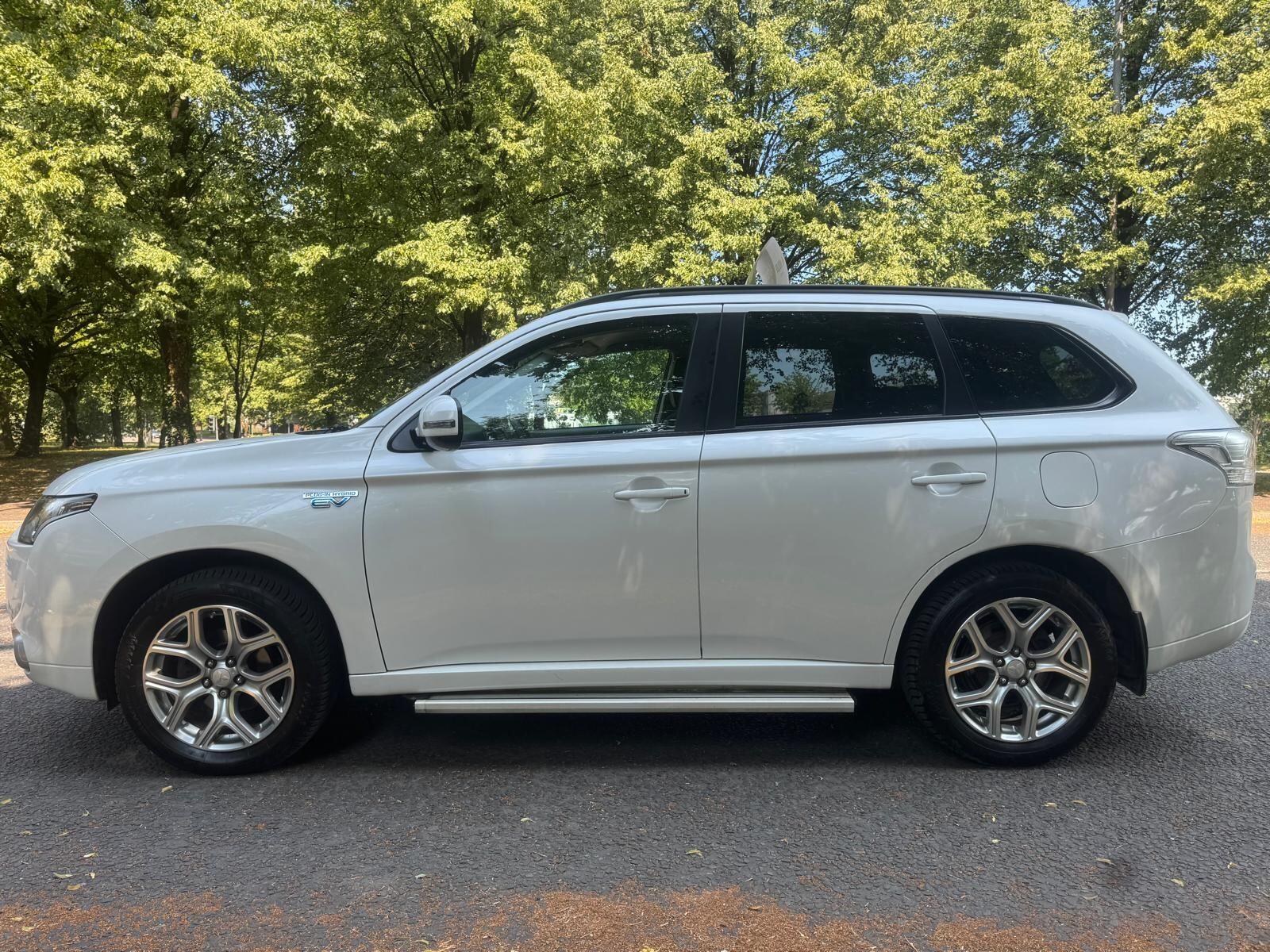 Mitsubishi Outlander - Image 8