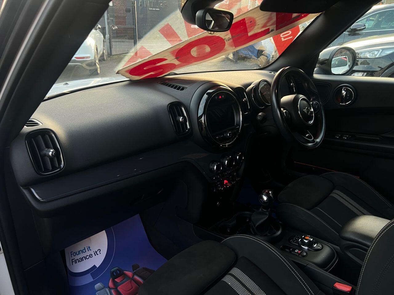 MINI Countryman - Image 18