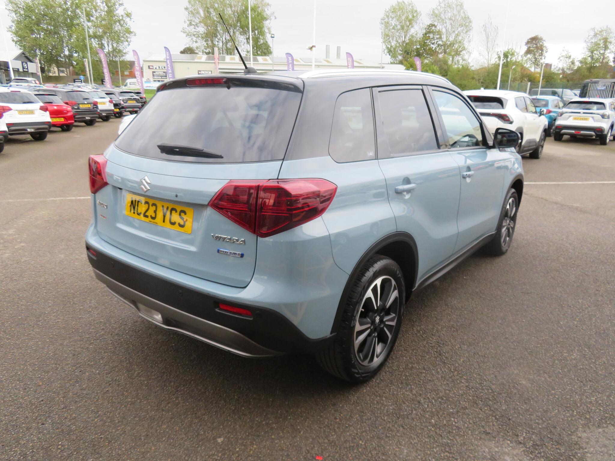 Suzuki Vitara - Image 11