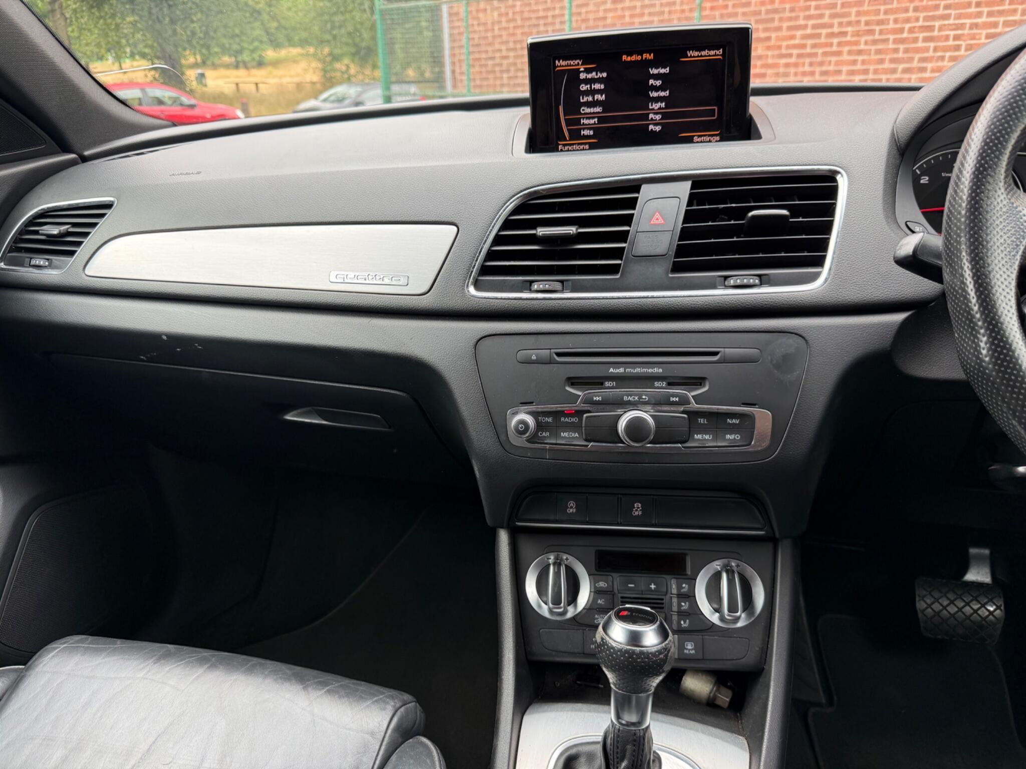 Audi Q3 - Image 10