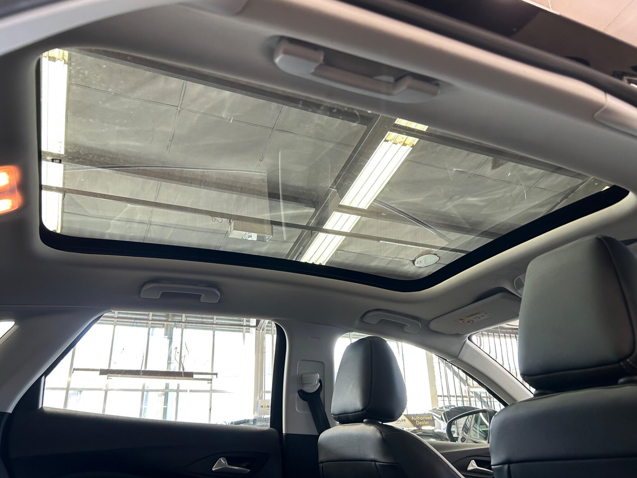 Vauxhall Grandland X - Image 25