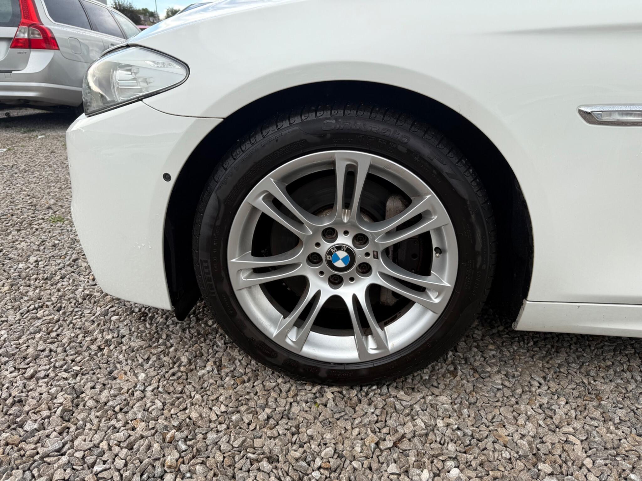 BMW 5 Series - Image 36
