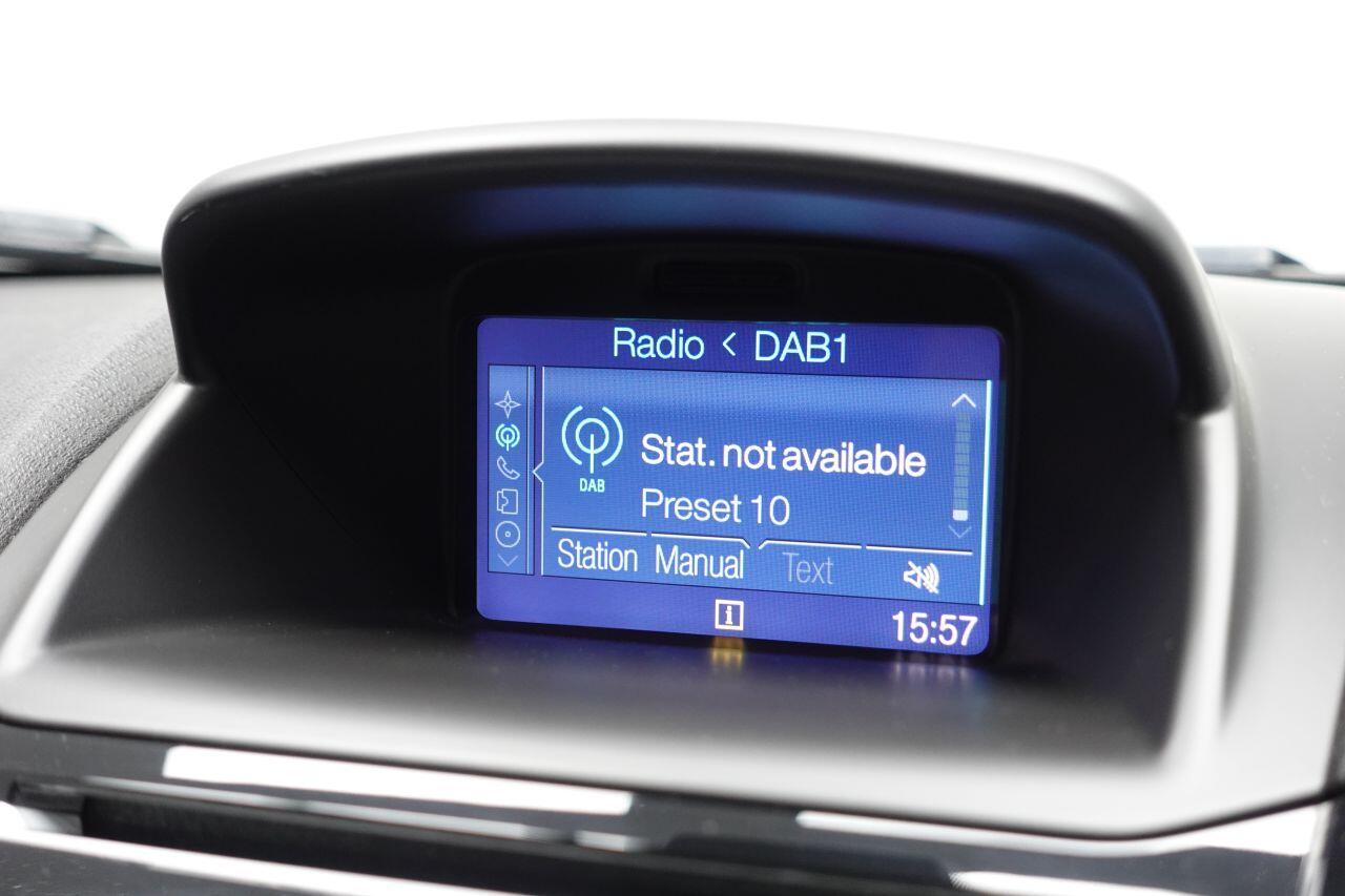 Ford Fiesta - Image 27