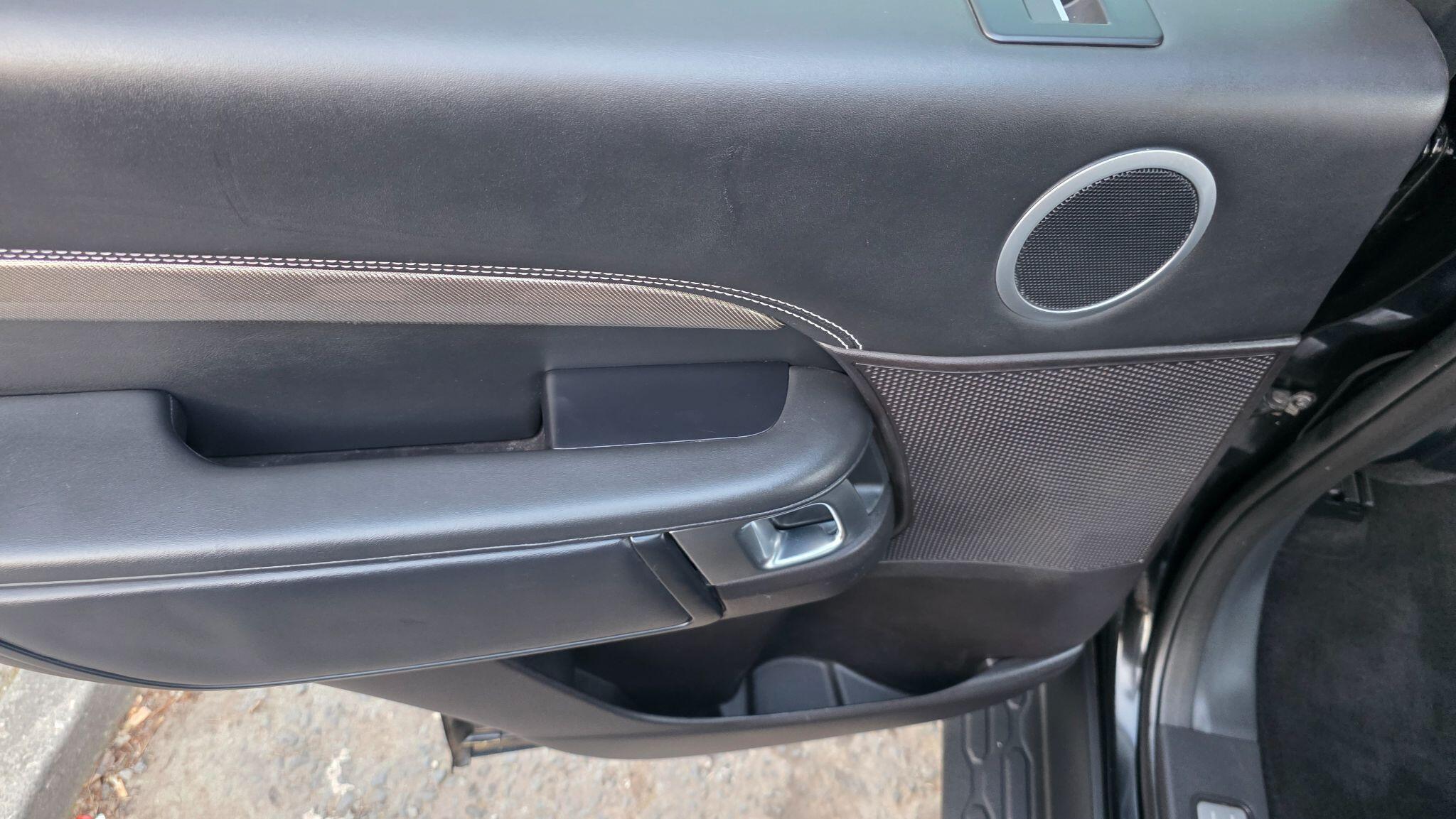 Land Rover Discovery - Image 51