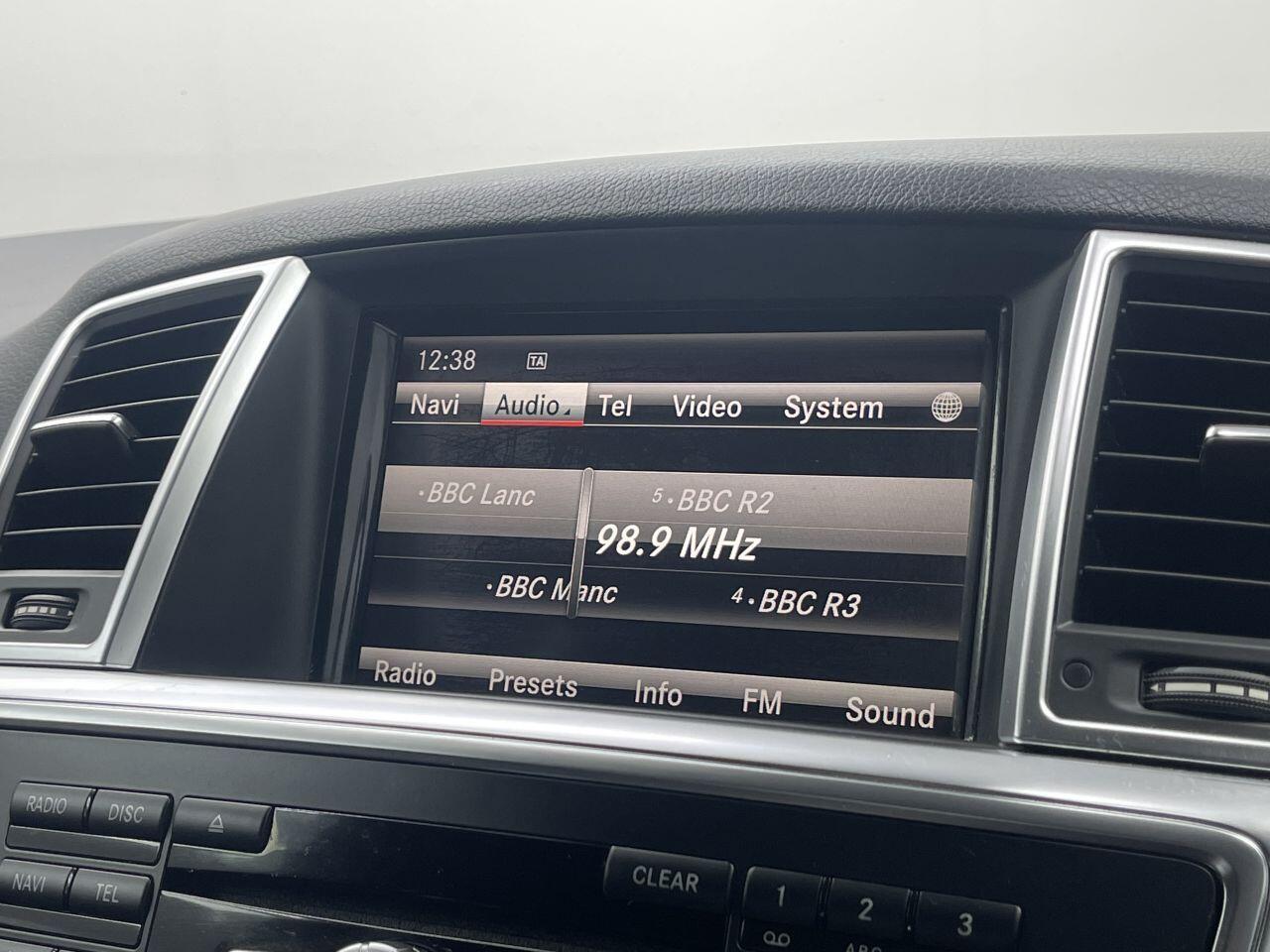 Mercedes M-Class - Image 40