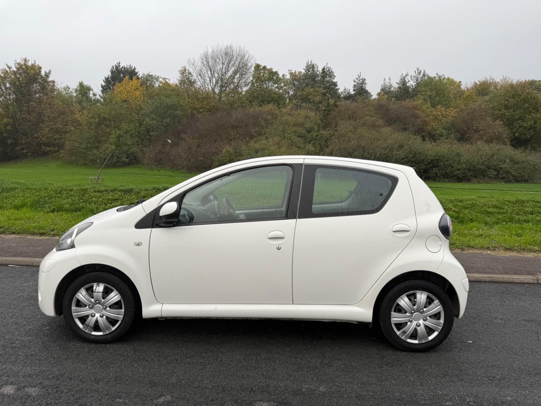 Toyota Aygo - Image 7