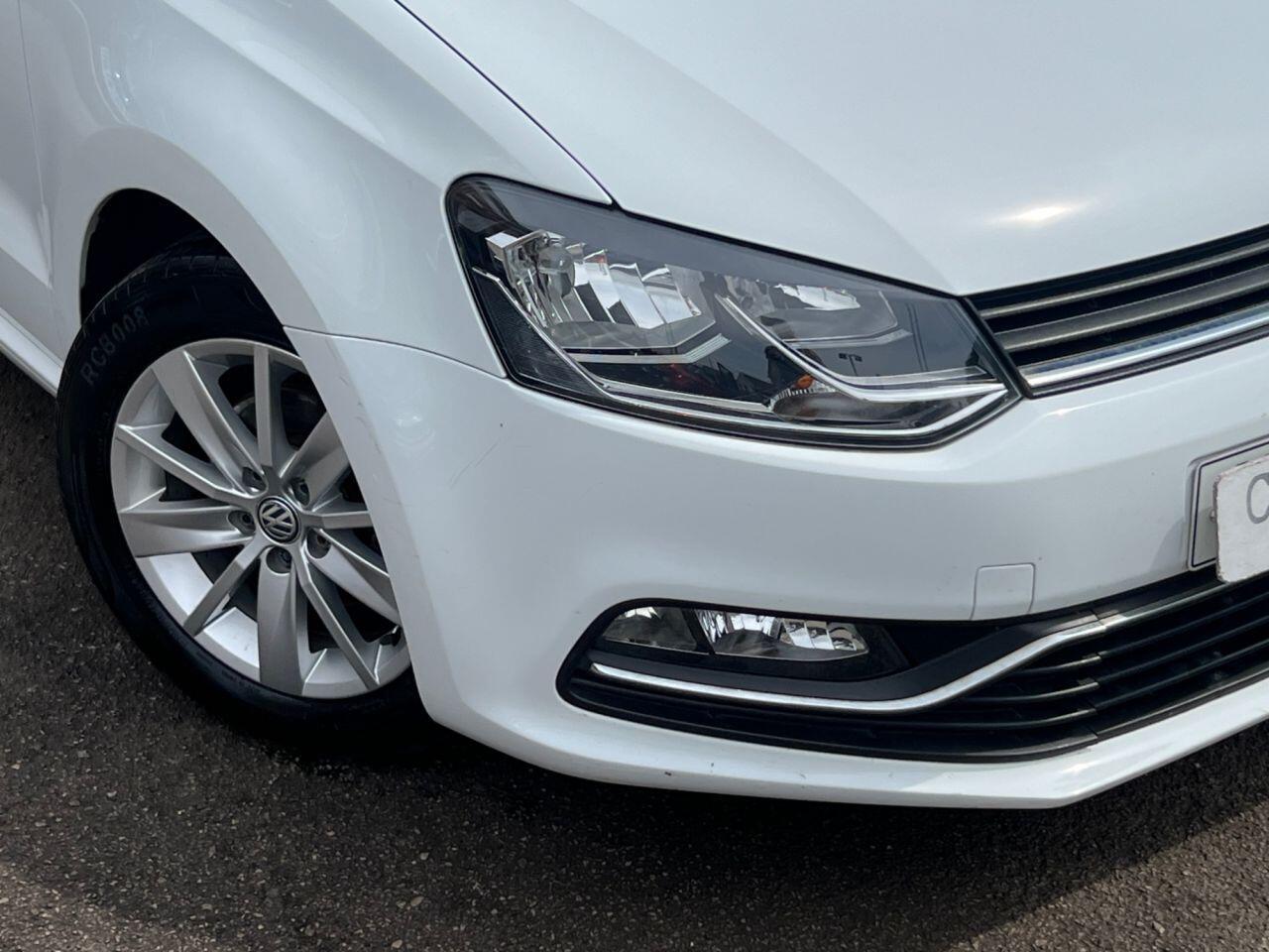 Volkswagen Polo - Image 8