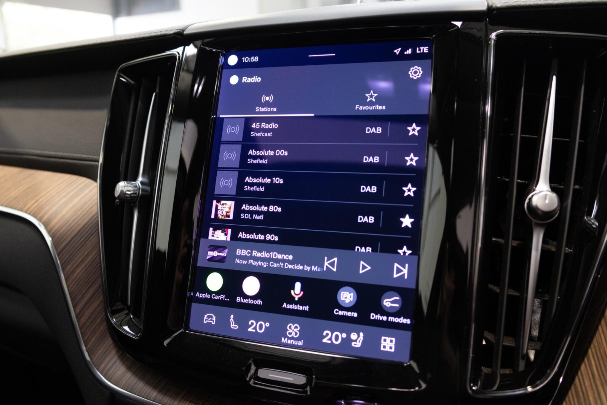 Volvo XC60 - Image 19