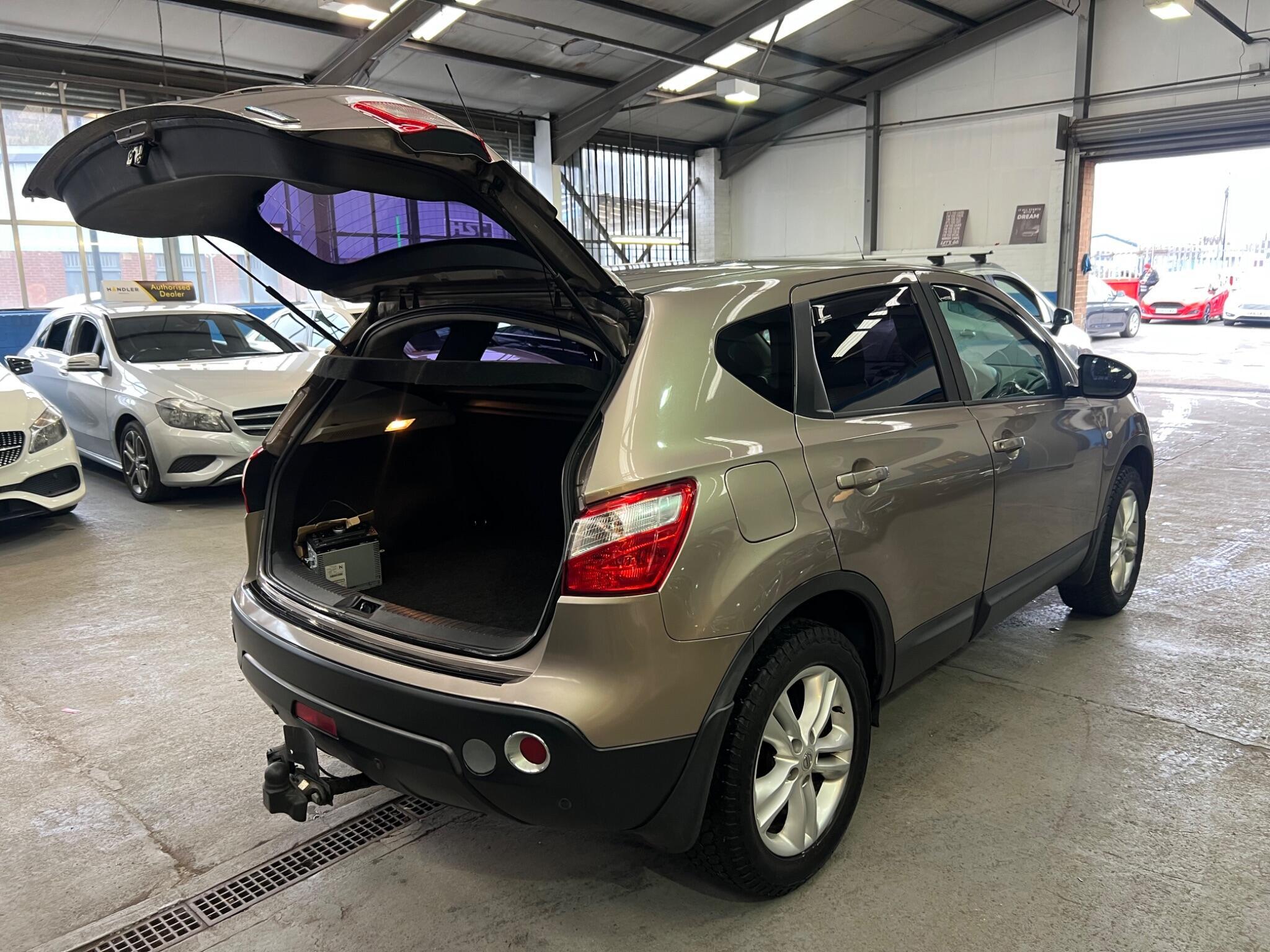 Nissan Qashqai - Image 12