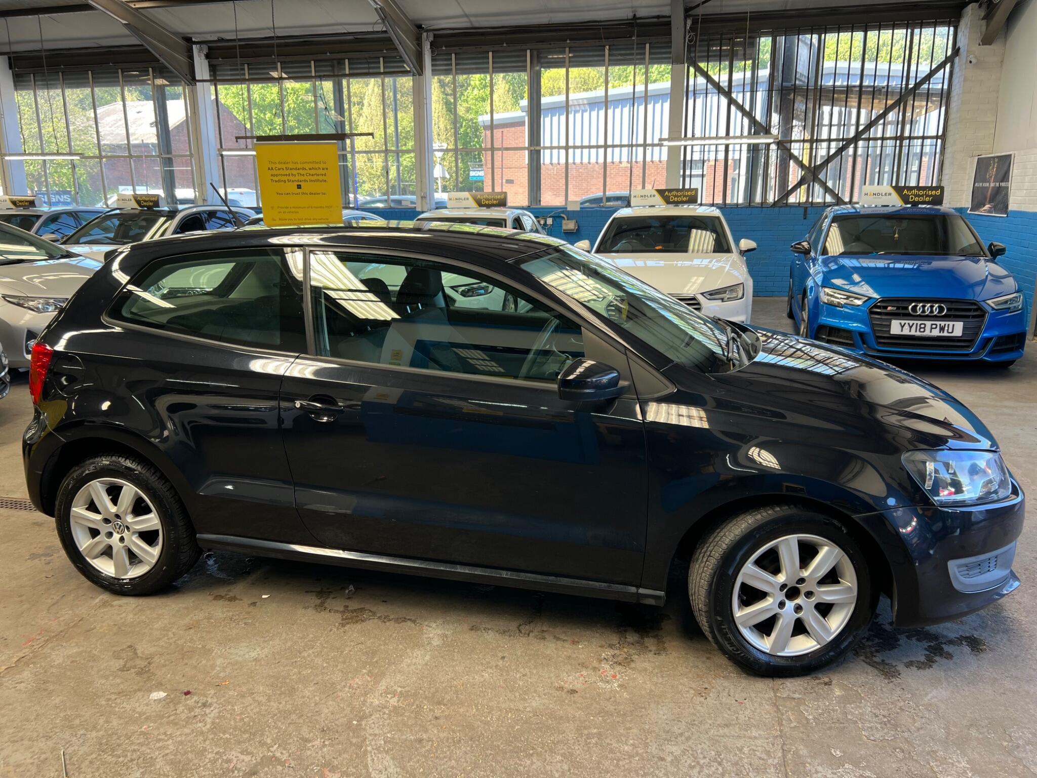 Volkswagen Polo - Image 7