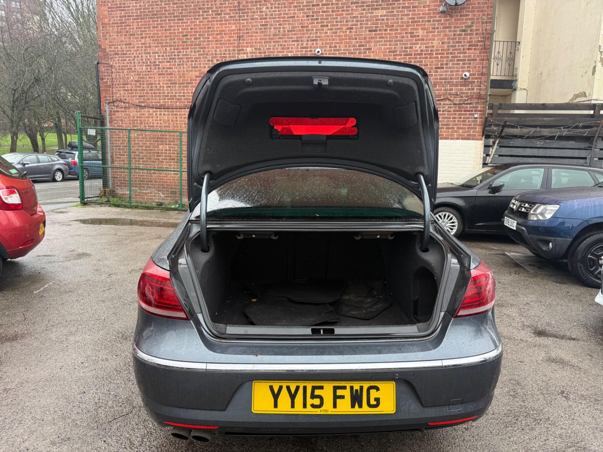 Volkswagen CC - Image 30