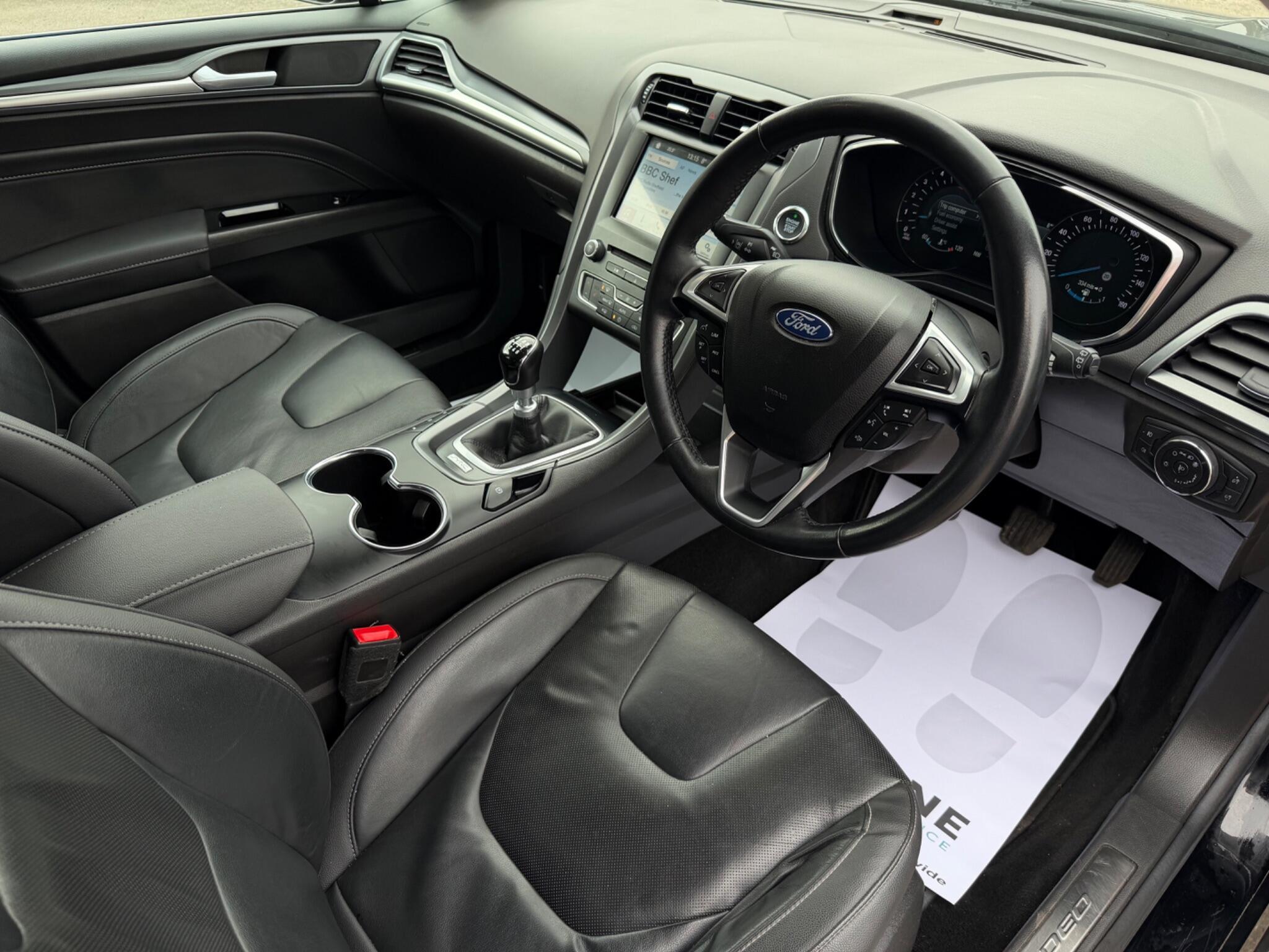 Ford Mondeo - Image 10