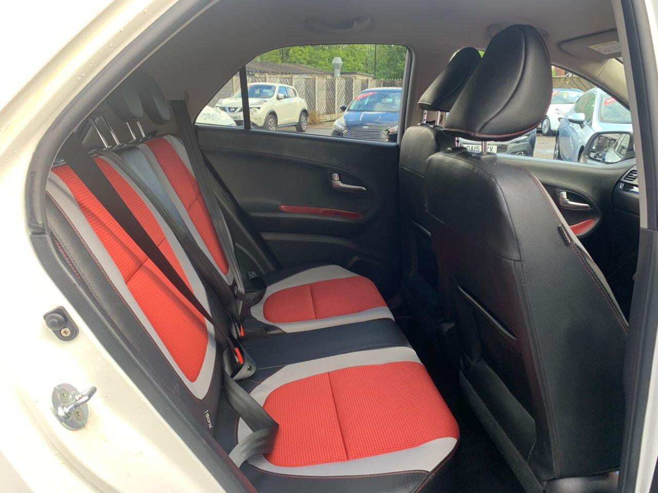 Kia Picanto - Image 16