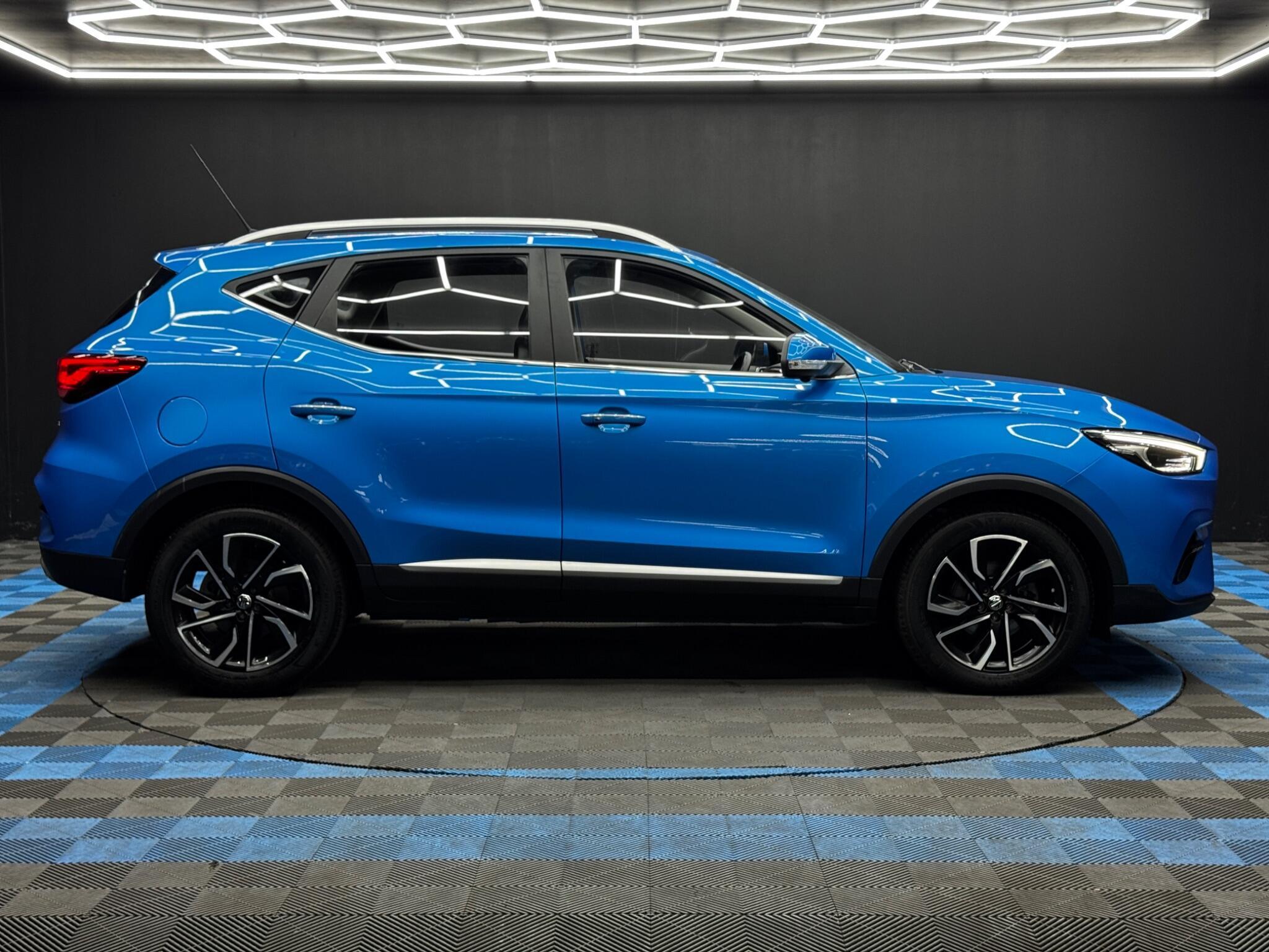 MG MG ZS - Image 4