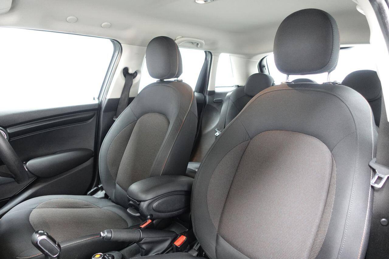 MINI Hatch - Image 17