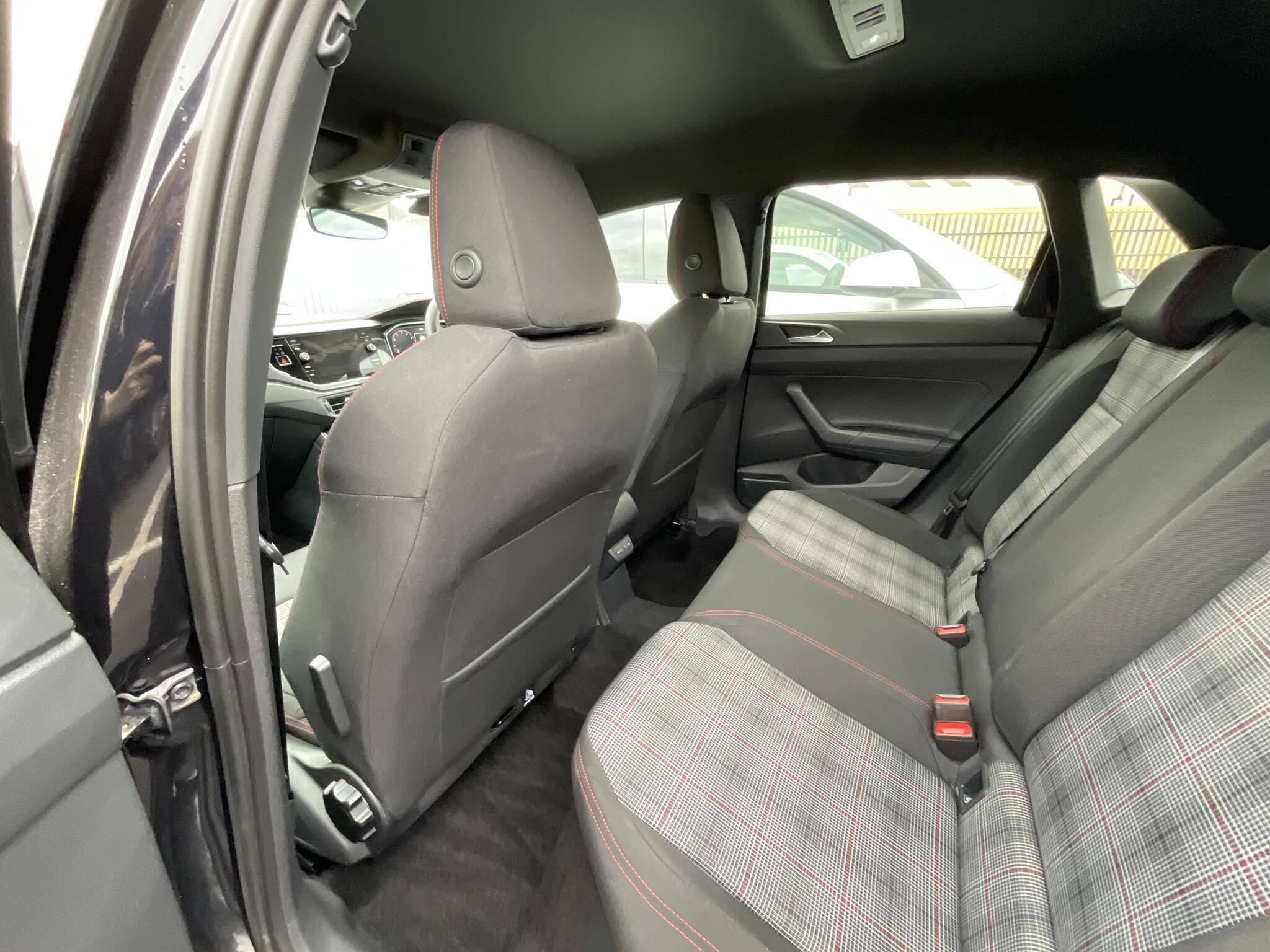 Volkswagen Polo - Image 13