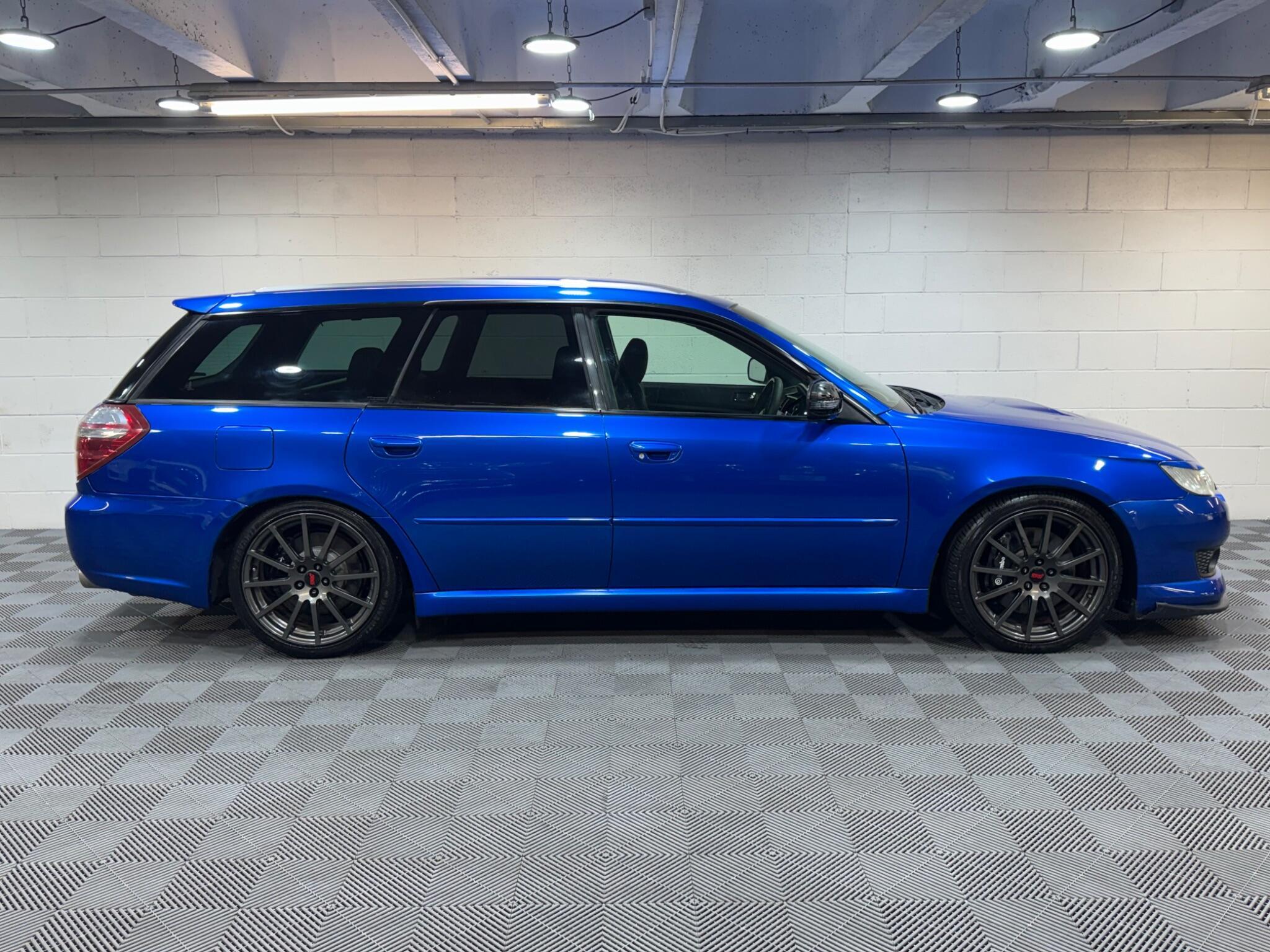 Subaru Legacy - Image 5