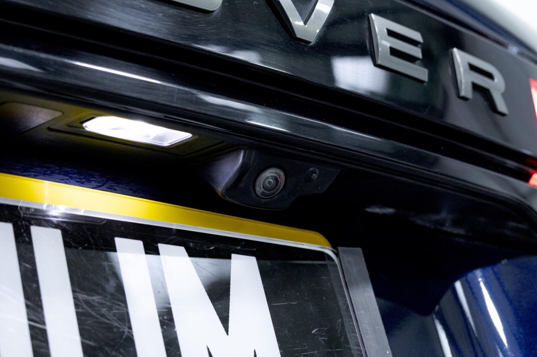 Land Rover Range Rover Velar - Image 16