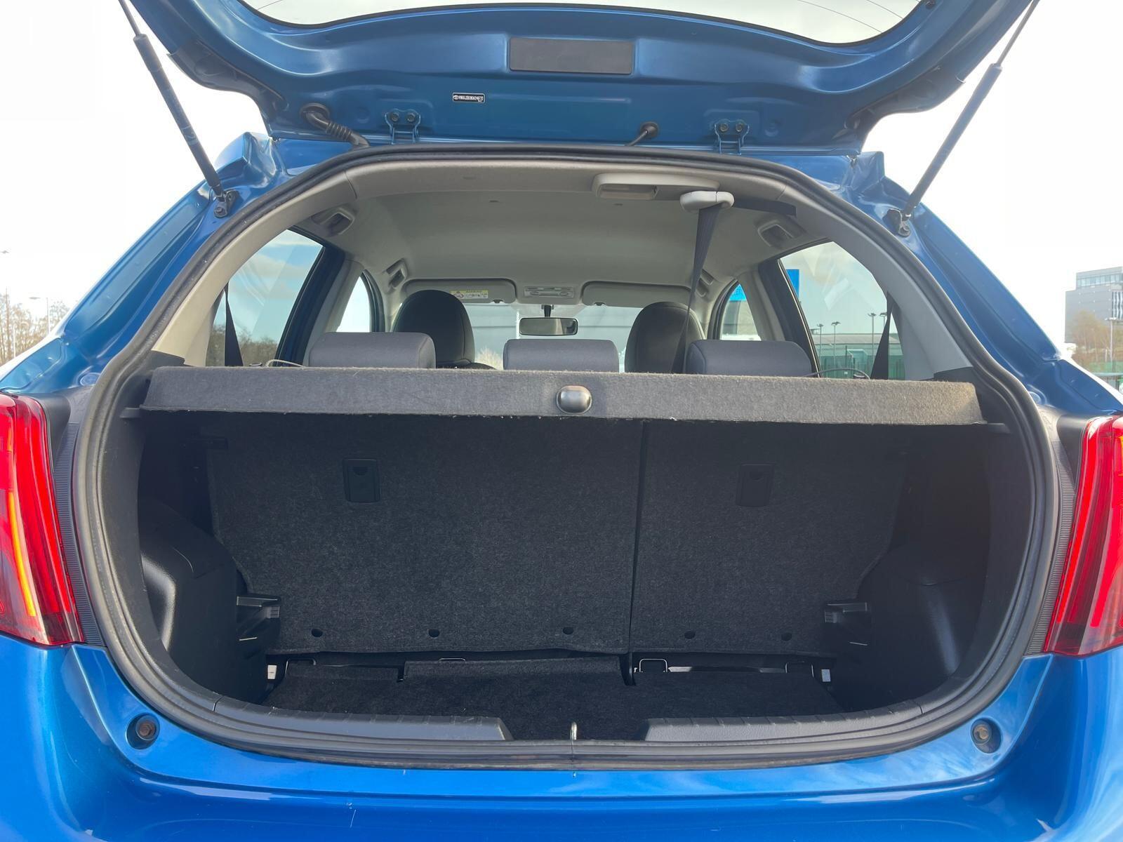 Toyota Yaris - Image 44