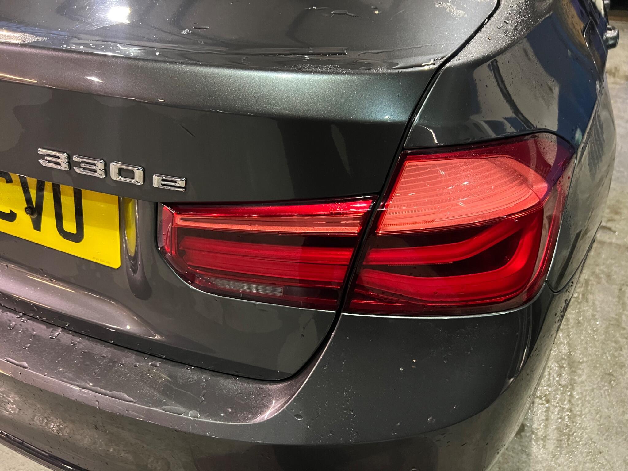 BMW 3 Series - Image 16