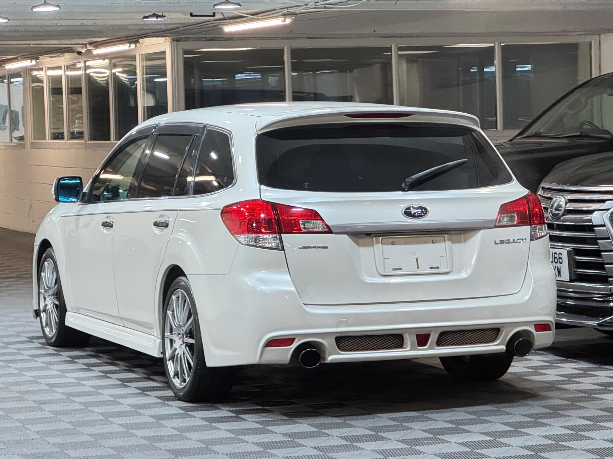 Subaru Legacy - Image 3