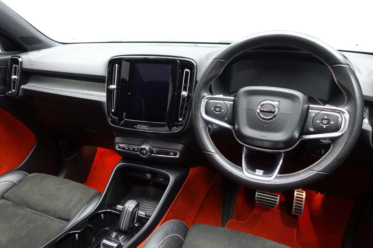 Volvo XC40 - Image 23