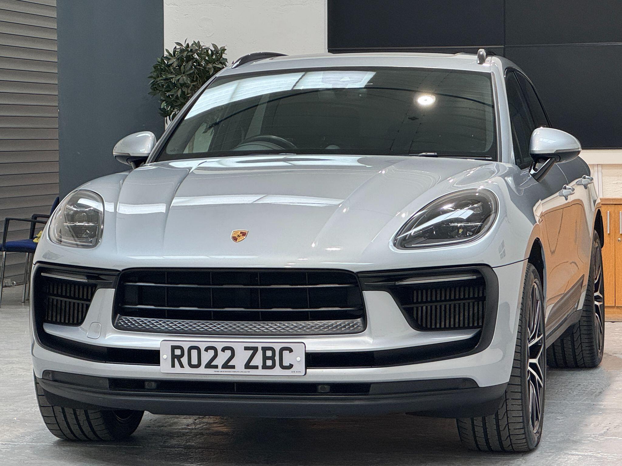 Porsche Macan - Image 4