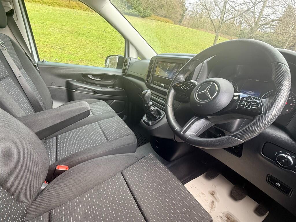 Mercedes Vito - Image 22