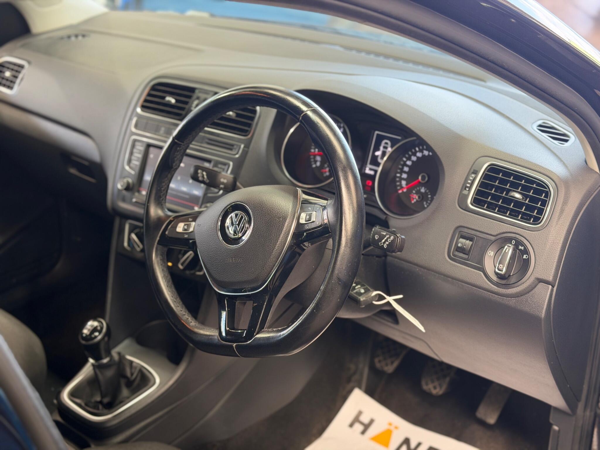 Volkswagen Polo - Image 37